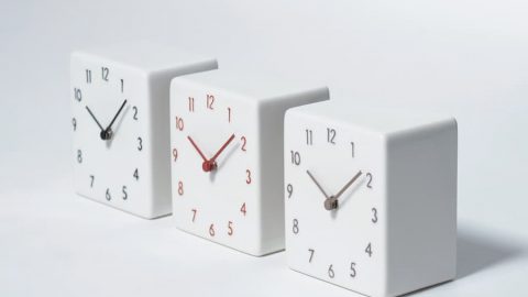 20260116【インターゼロ】キミ昔にもいたよね？の美濃焼の時計